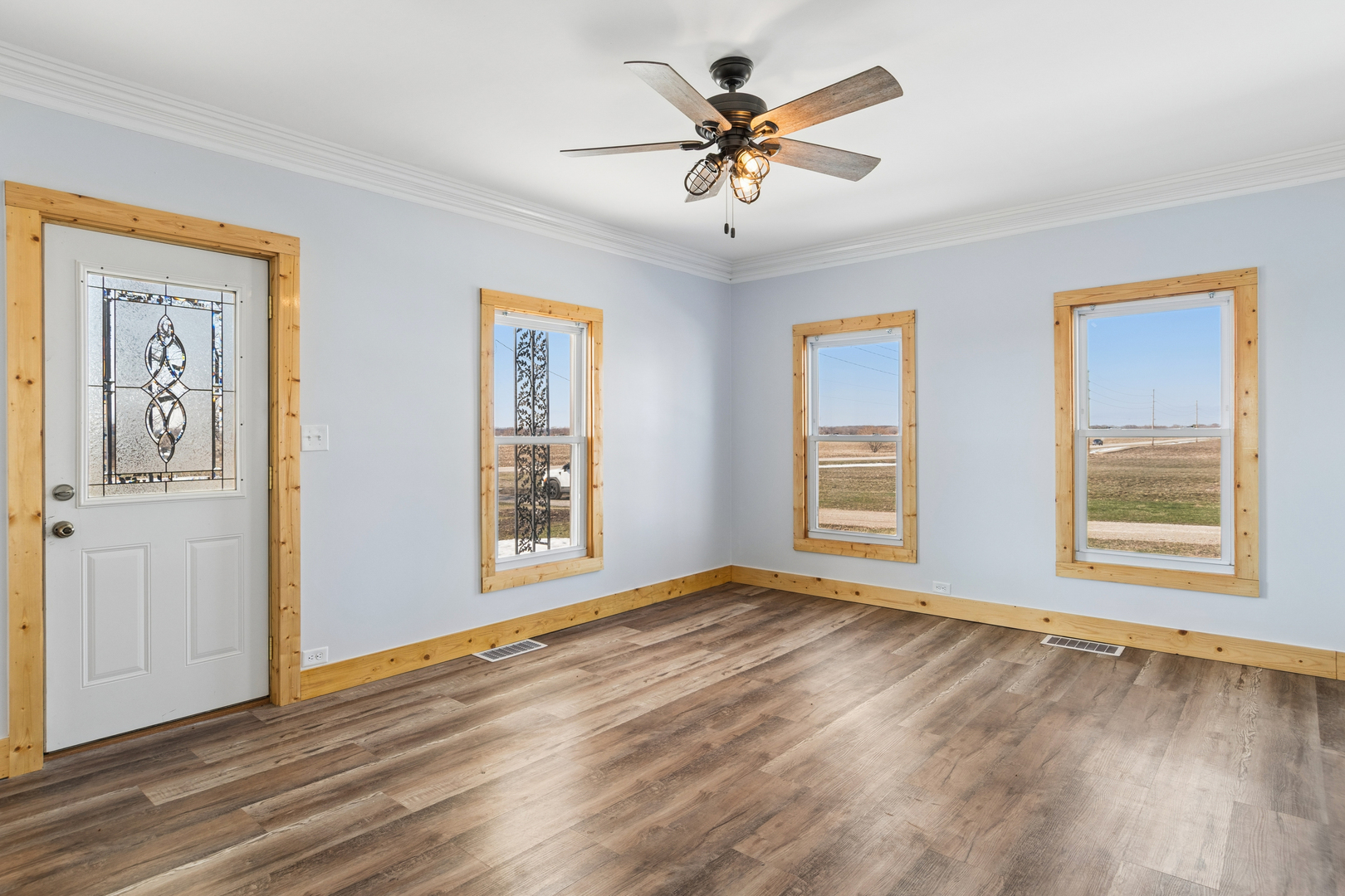 3292 E 24th Road, Marseilles, IL 61341