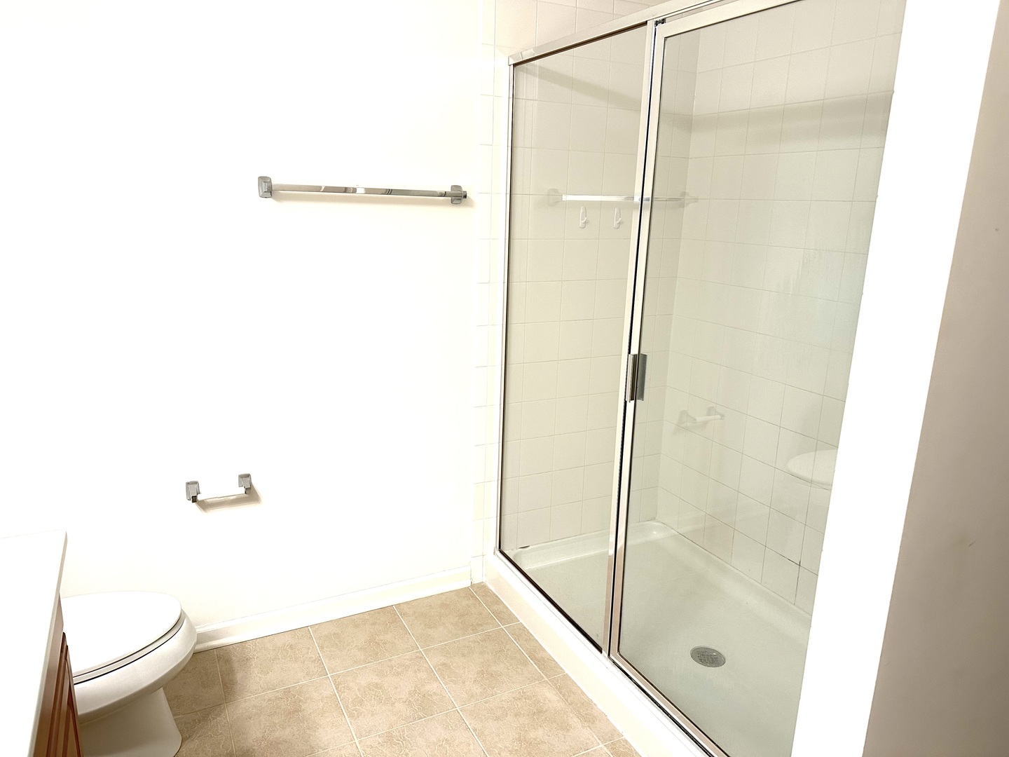 801 Village Center Drive #204, Burr Ridge, IL 60527