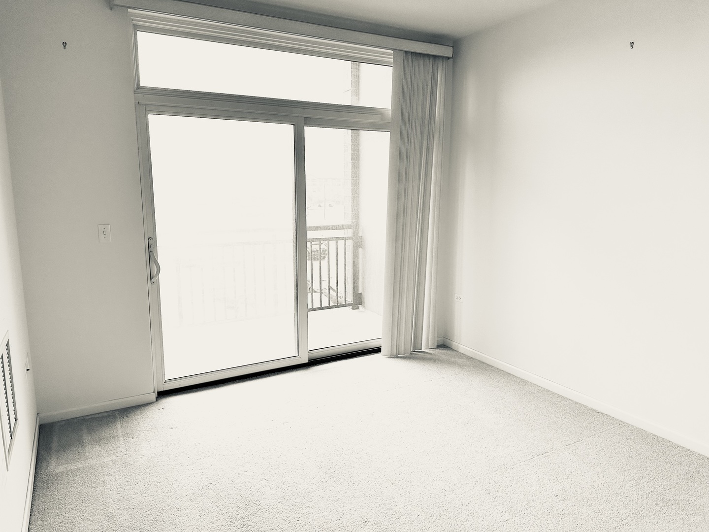 801 Village Center Drive #204, Burr Ridge, IL 60527