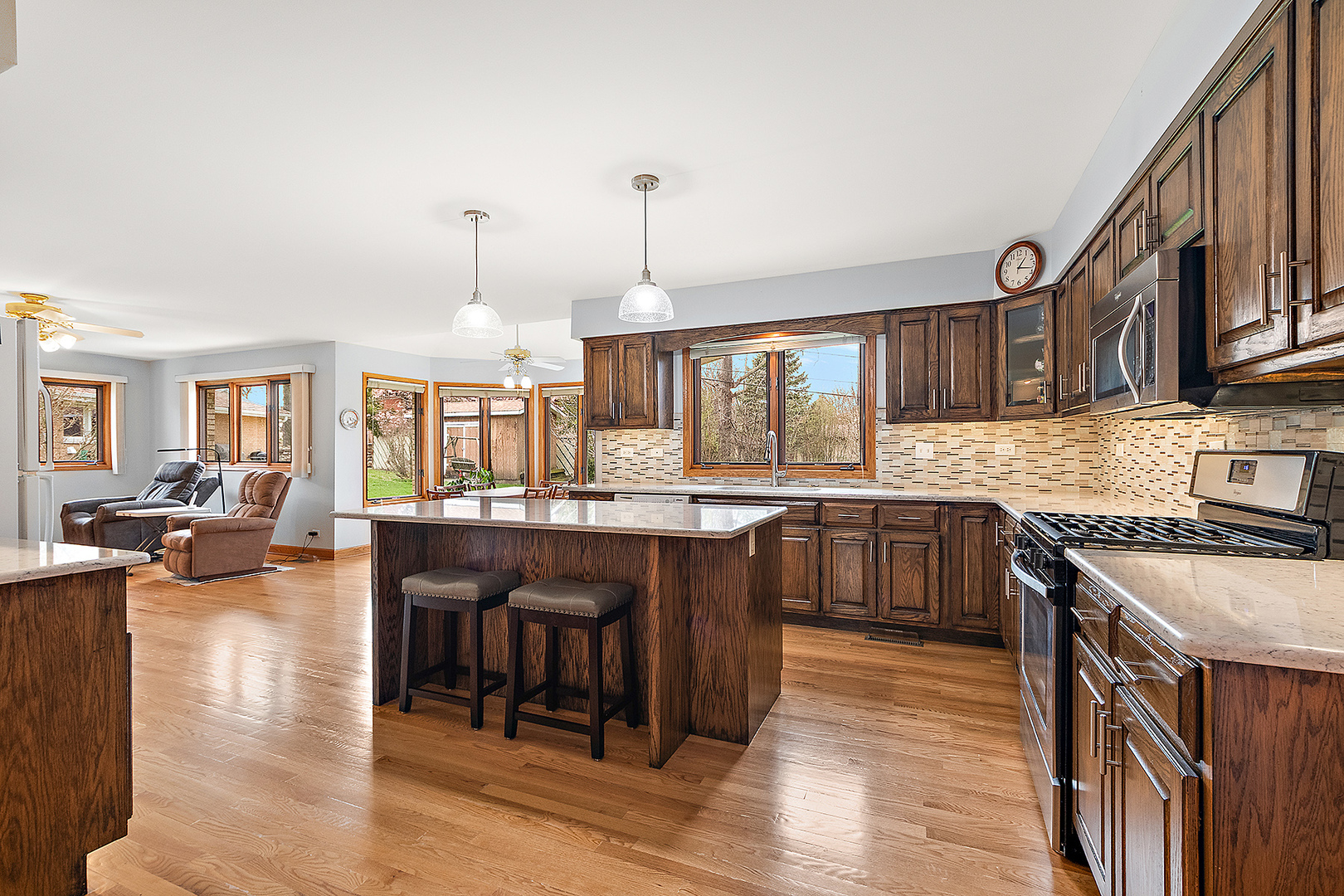 14342 Oakley Avenue, Orland Park, IL 60462