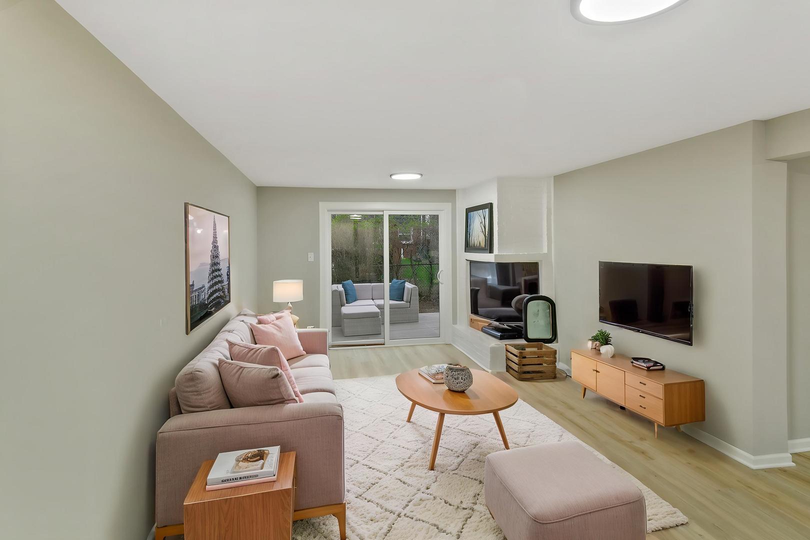 1554 CHICKASAW Drive, Naperville, IL 60563