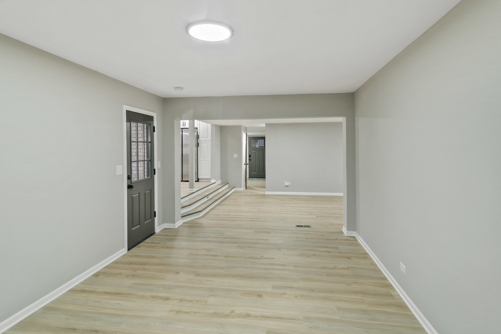 1554 CHICKASAW Drive, Naperville, IL 60563