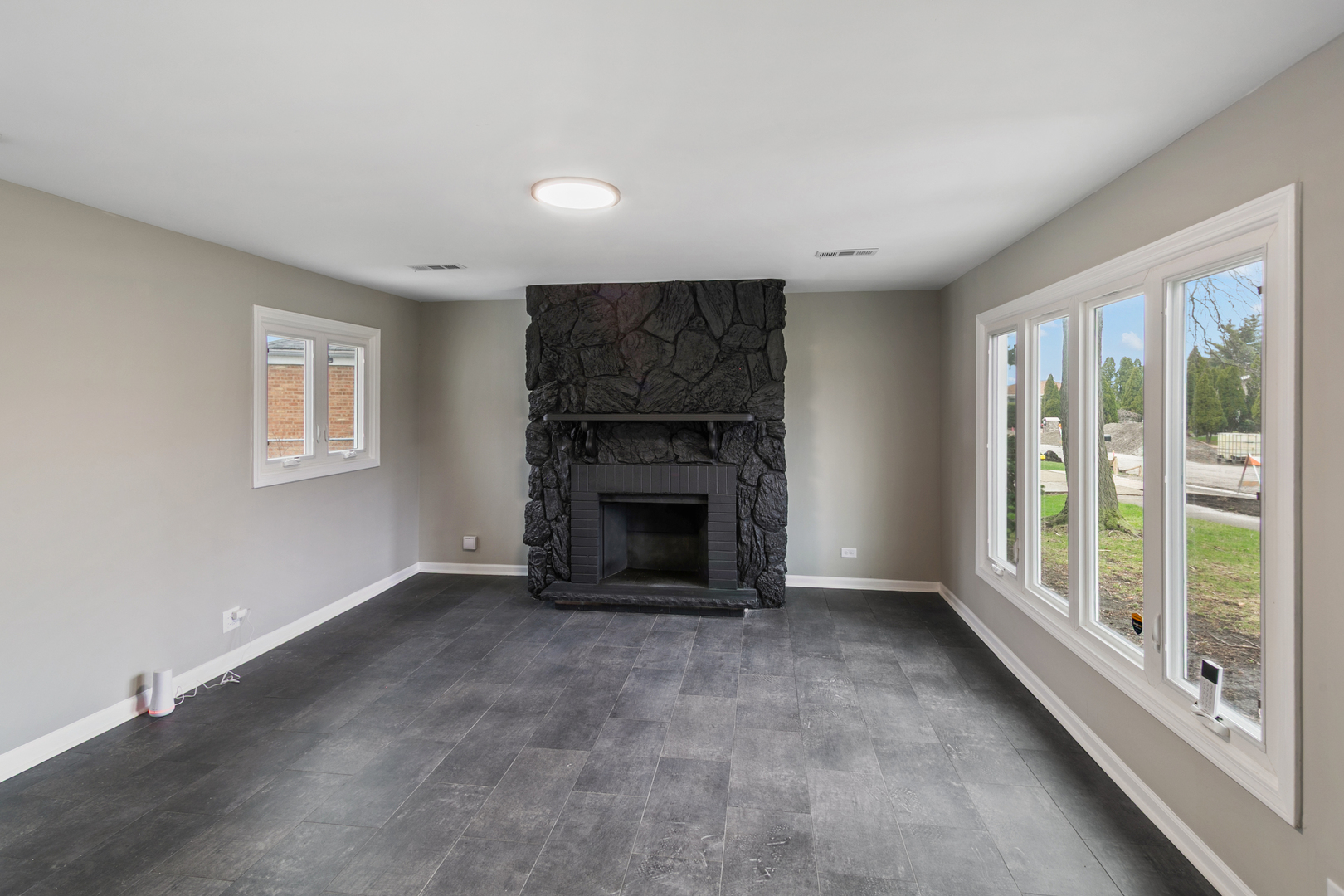 9139 Robinson Avenue, Franklin Park, IL 60131