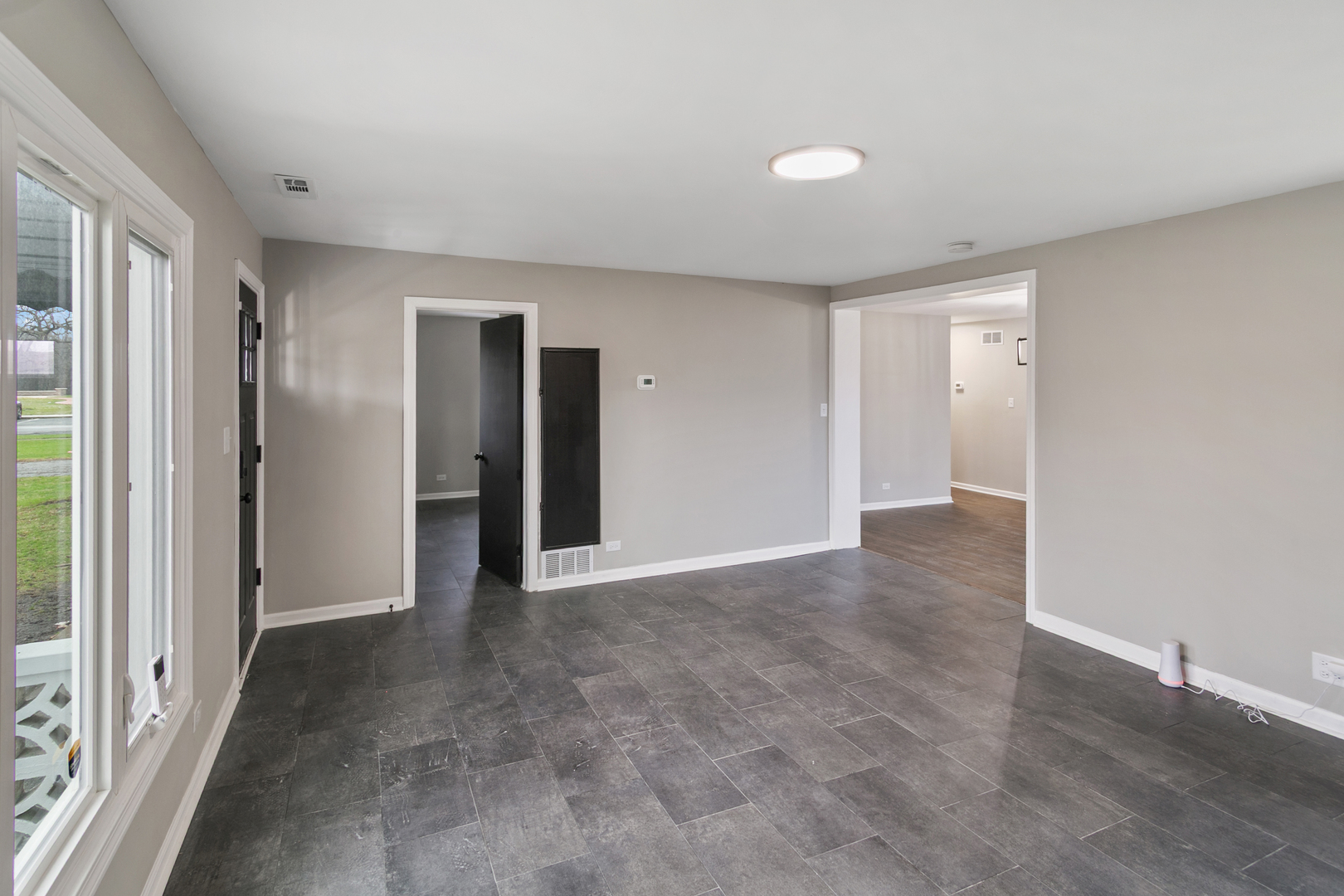 9139 Robinson Avenue, Franklin Park, IL 60131