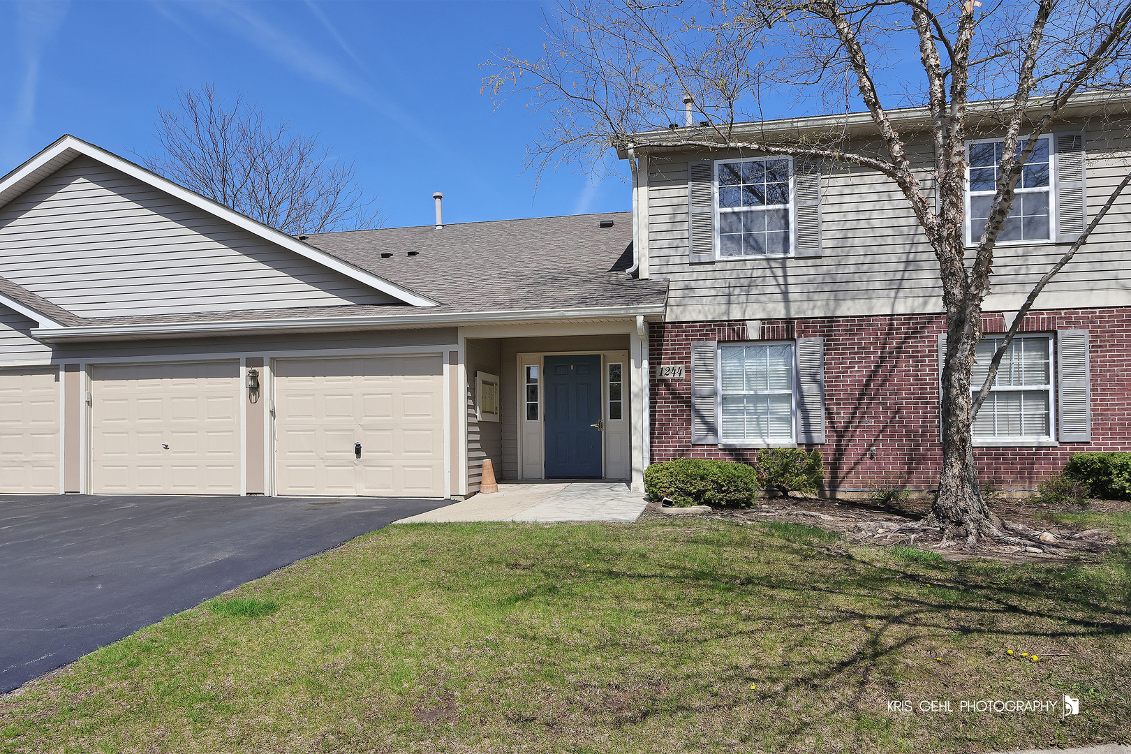1244 N Red Oak Circle #3, Round Lake Beach, IL 60073