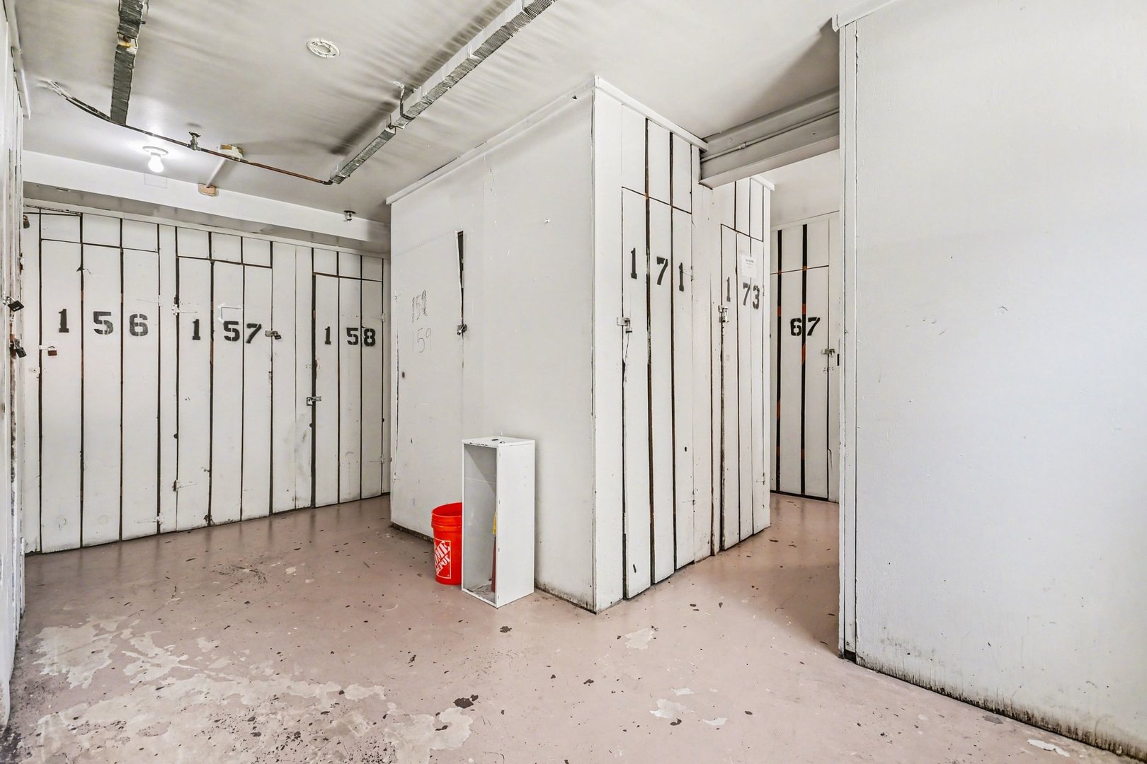 1320 Lore Lane #107B, Lombard, IL 60148