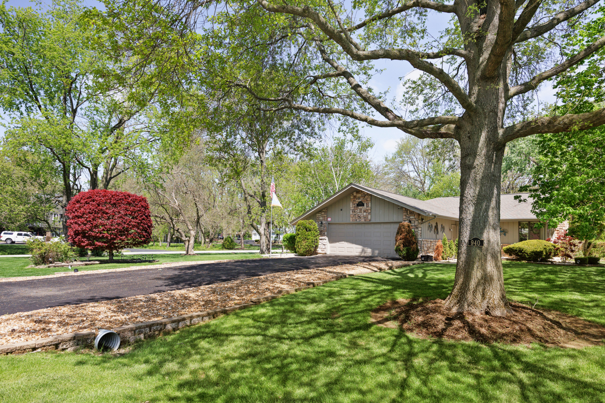940 Milton Bridge, Frankfort, IL 60423