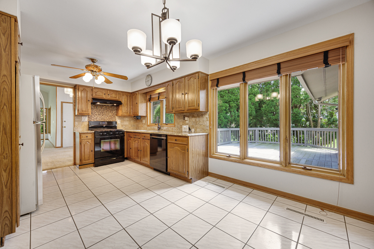 940 Milton Bridge, Frankfort, IL 60423