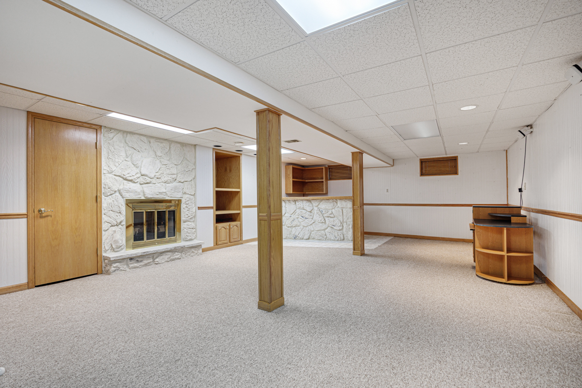 940 Milton Bridge, Frankfort, IL 60423