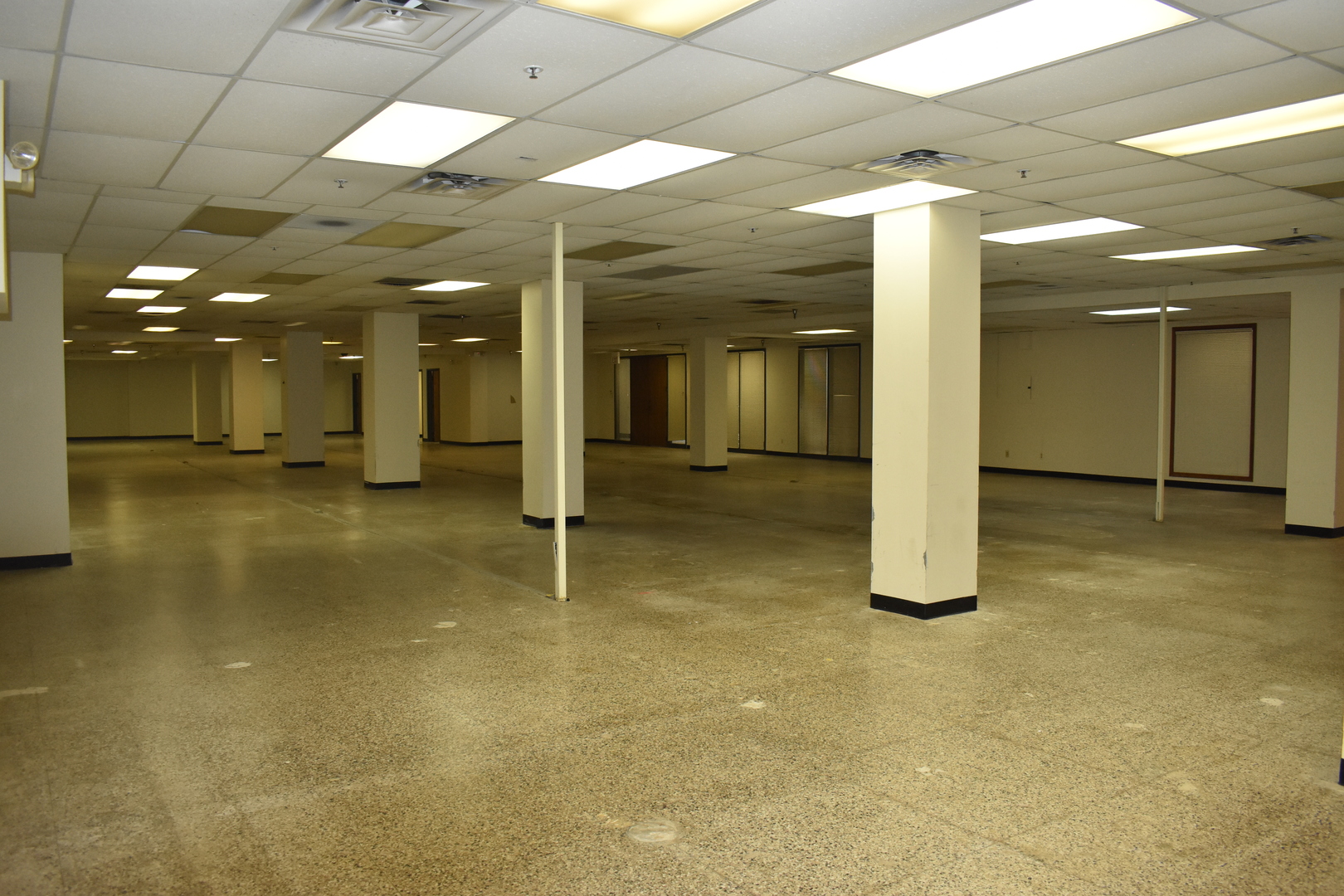 415 Washington Street #006, Waukegan, IL 60085