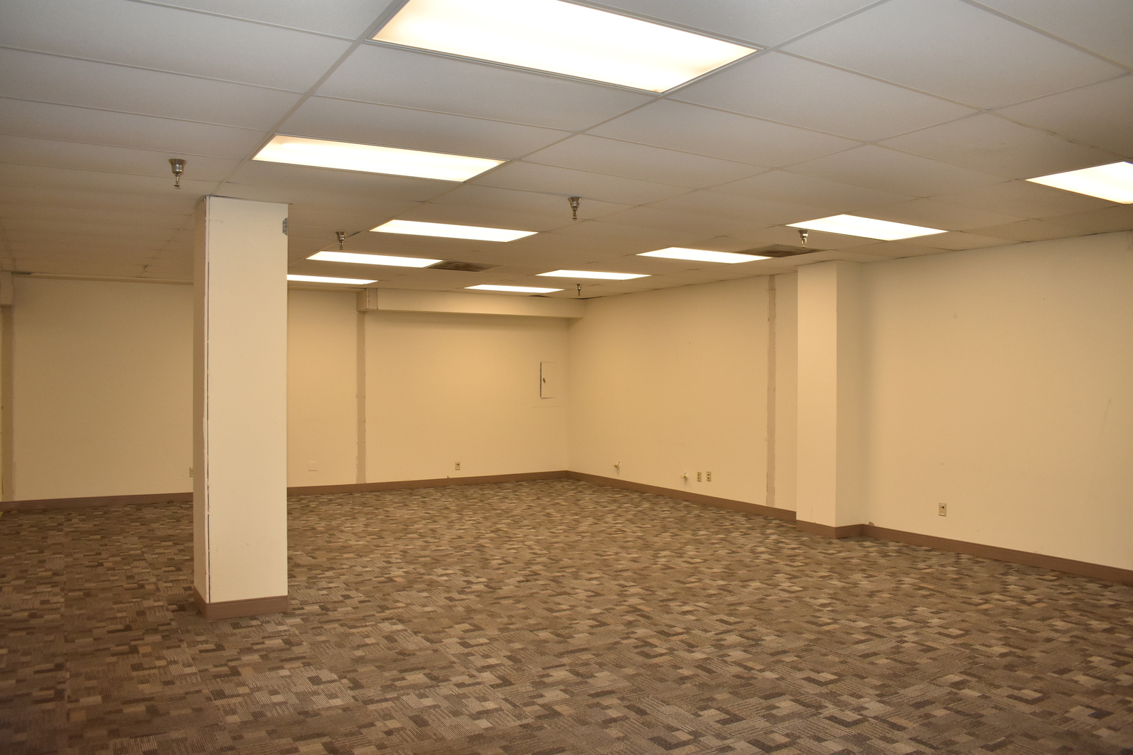 415 Washington Street #005, Waukegan, IL 60085