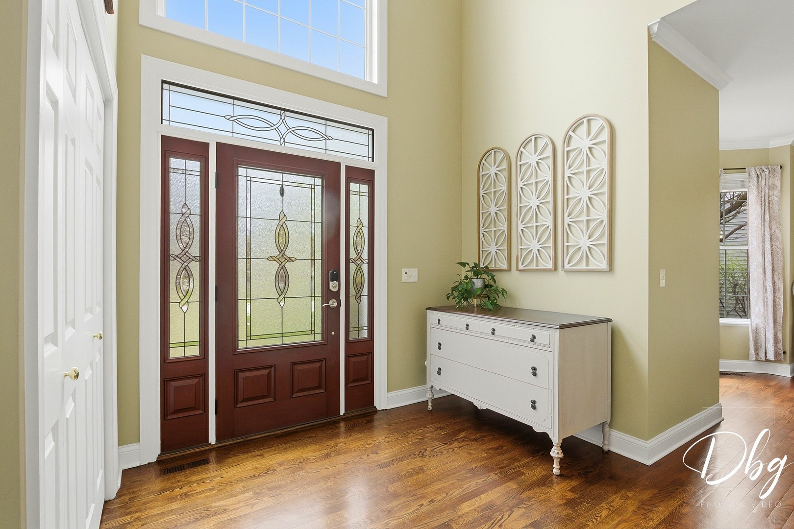 801 Eaton Lane, Lake Villa, IL 60046