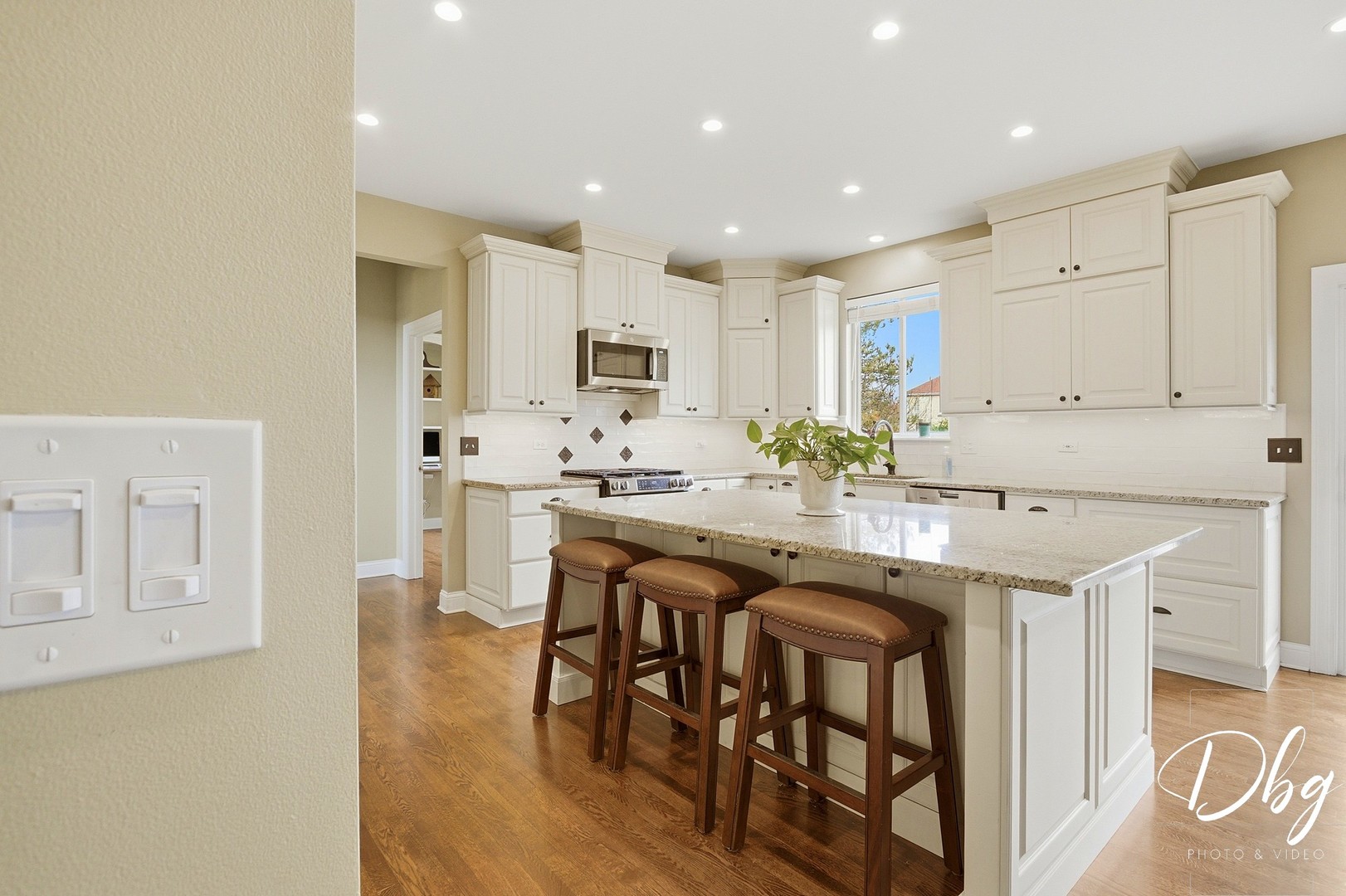 801 Eaton Lane, Lake Villa, IL 60046