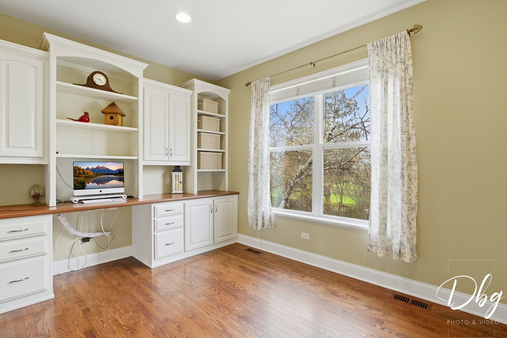 801 Eaton Lane, Lake Villa, IL 60046