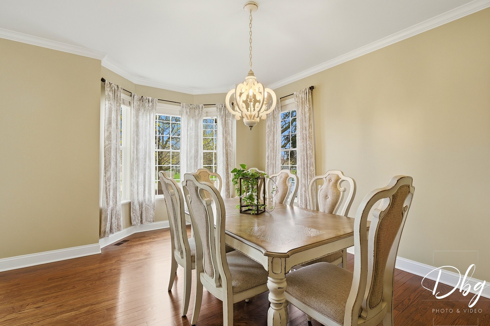 801 Eaton Lane, Lake Villa, IL 60046