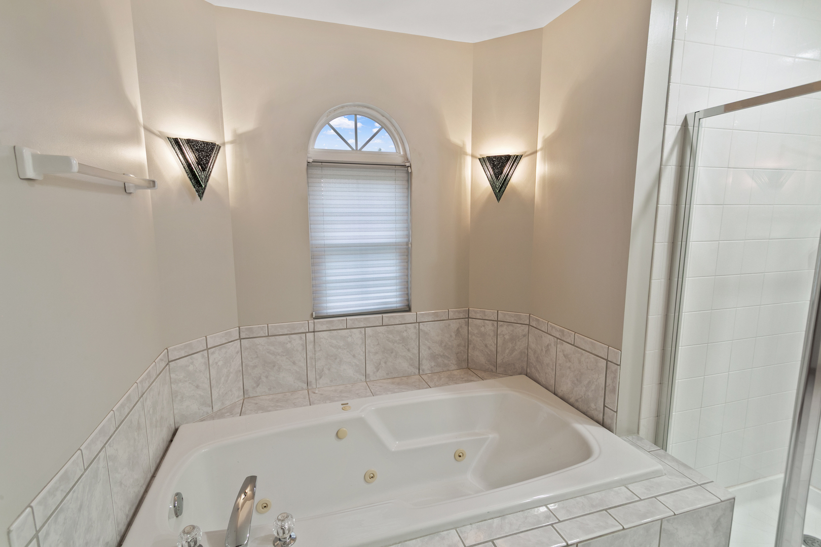 24027 Douglas Drive, Plainfield, IL 60585