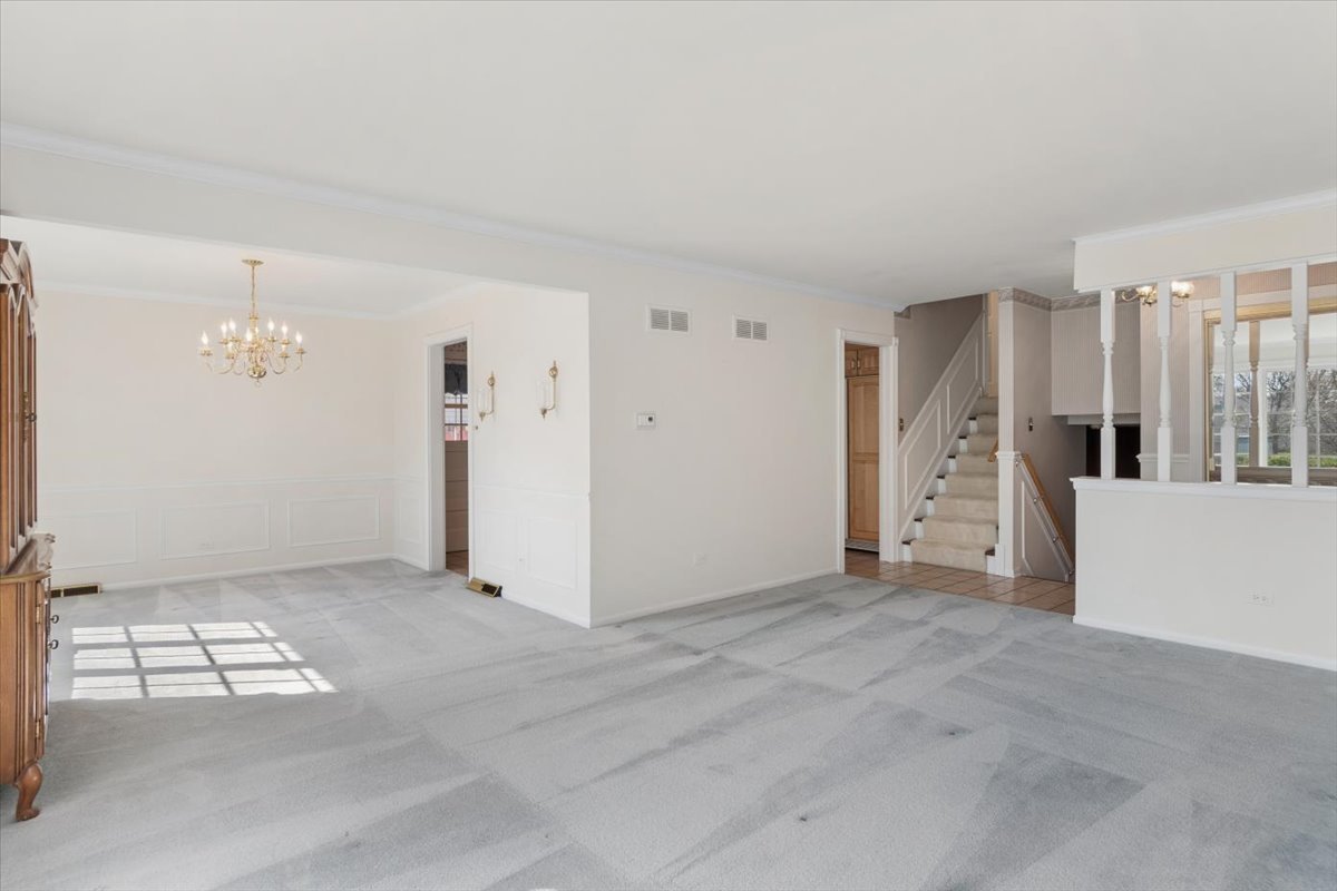 554 N Westwood Avenue, Lombard, IL 60148