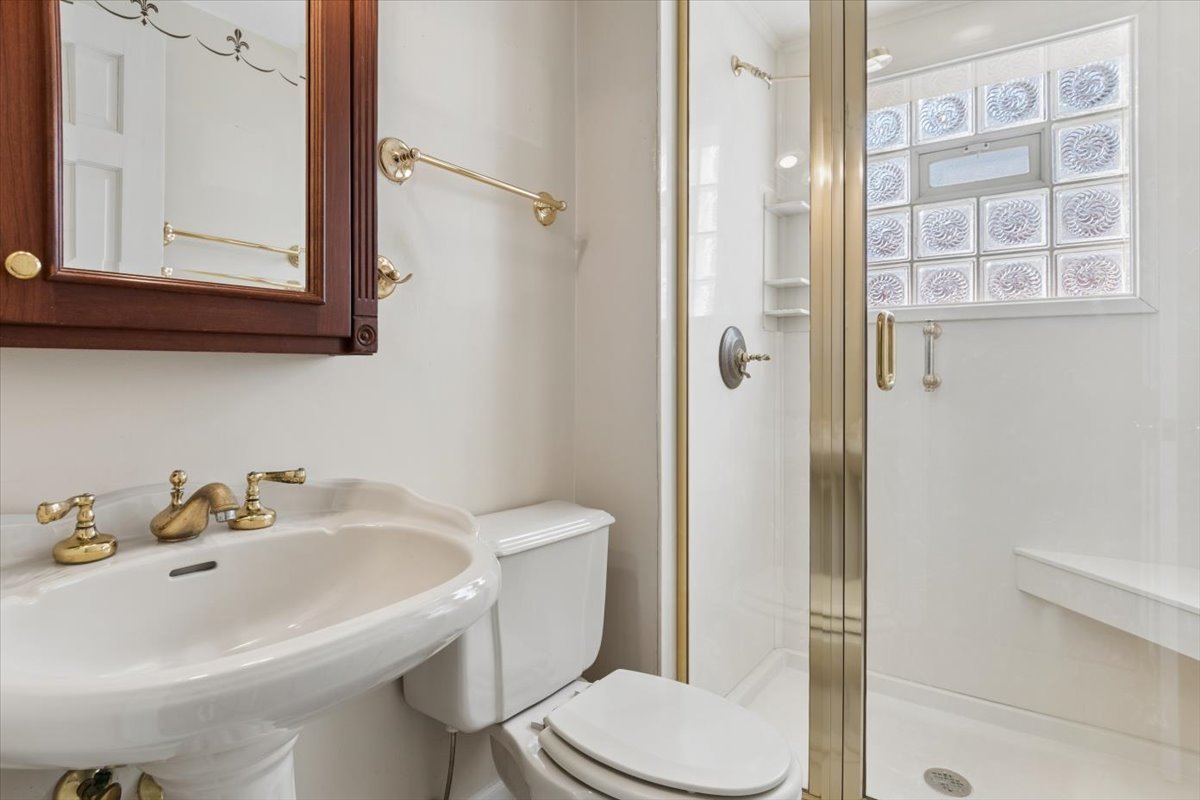 554 N Westwood Avenue, Lombard, IL 60148