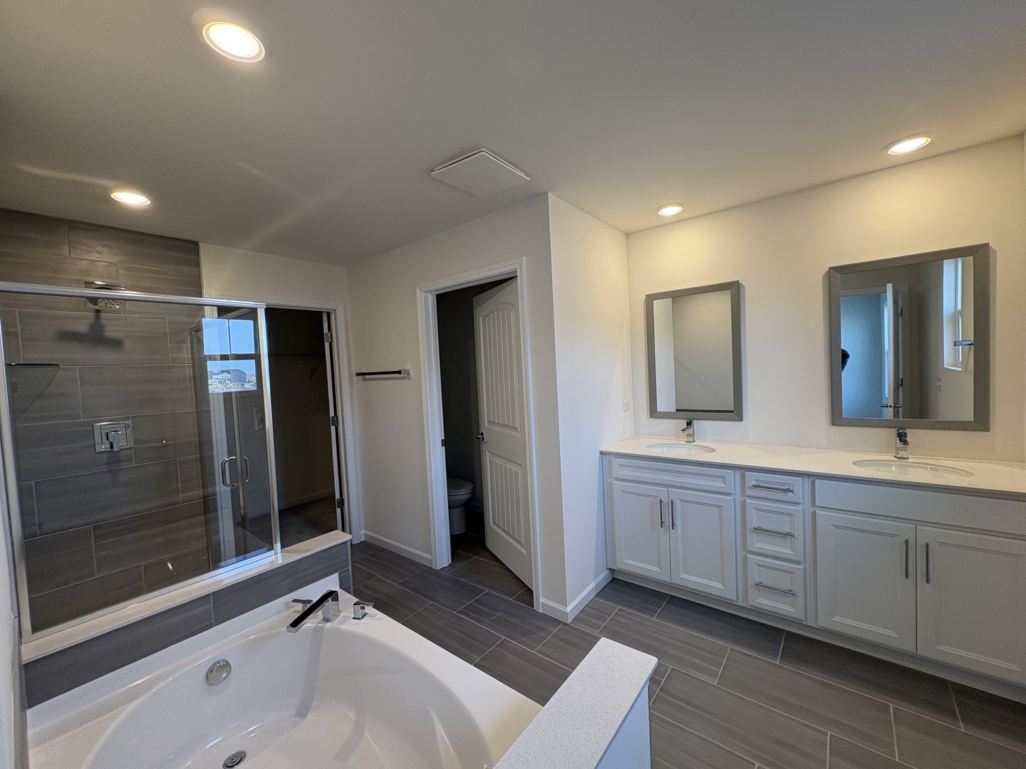 2208 Ryegrass Lane #78004, Bolingbrook, IL 60490