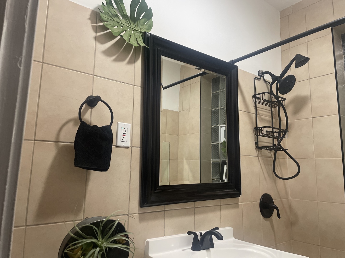 5133 W Wrightwood Avenue #1, Chicago, IL 60639