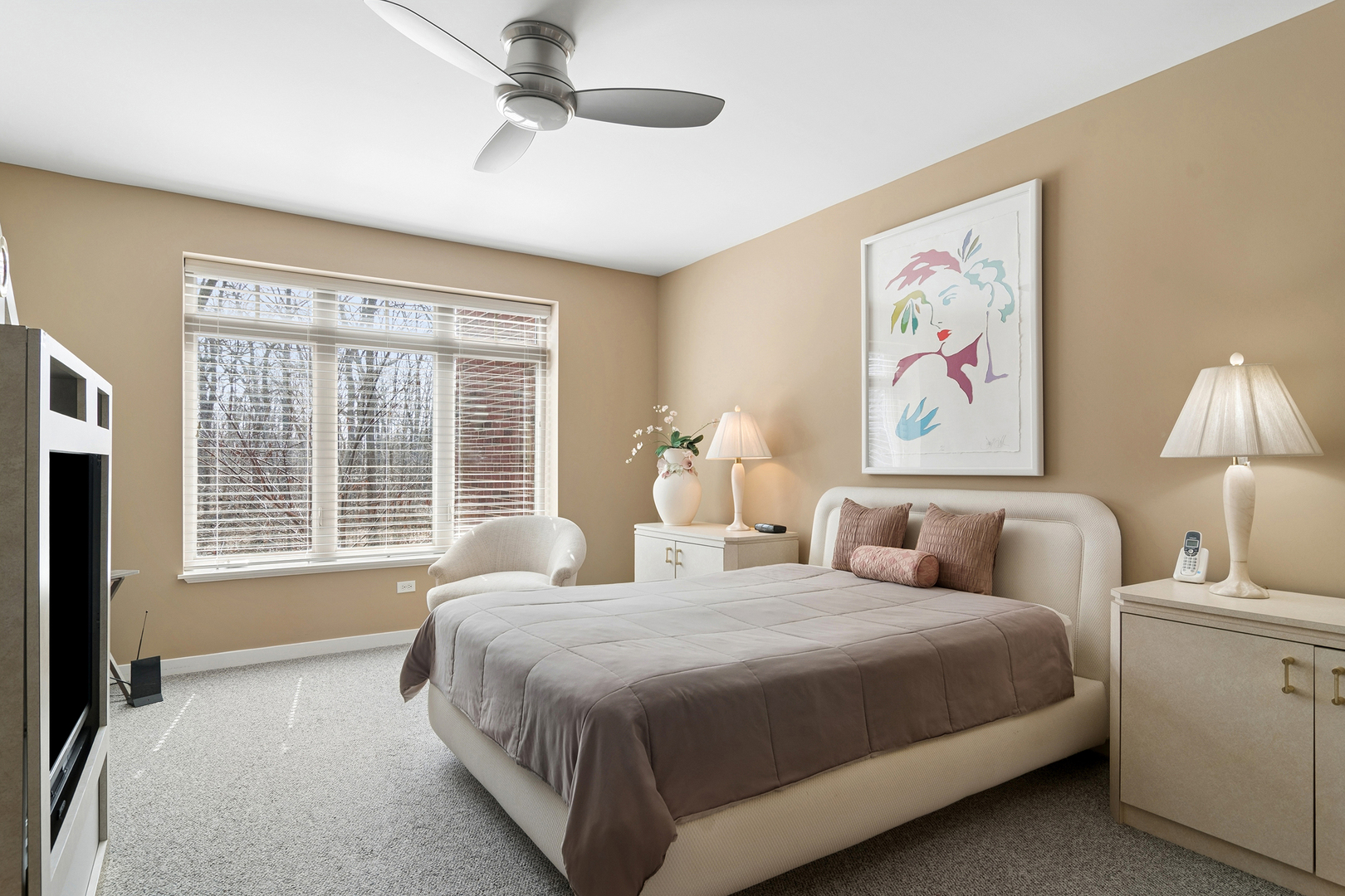 425 BENJAMIN Drive #202, Vernon Hills, IL 60061