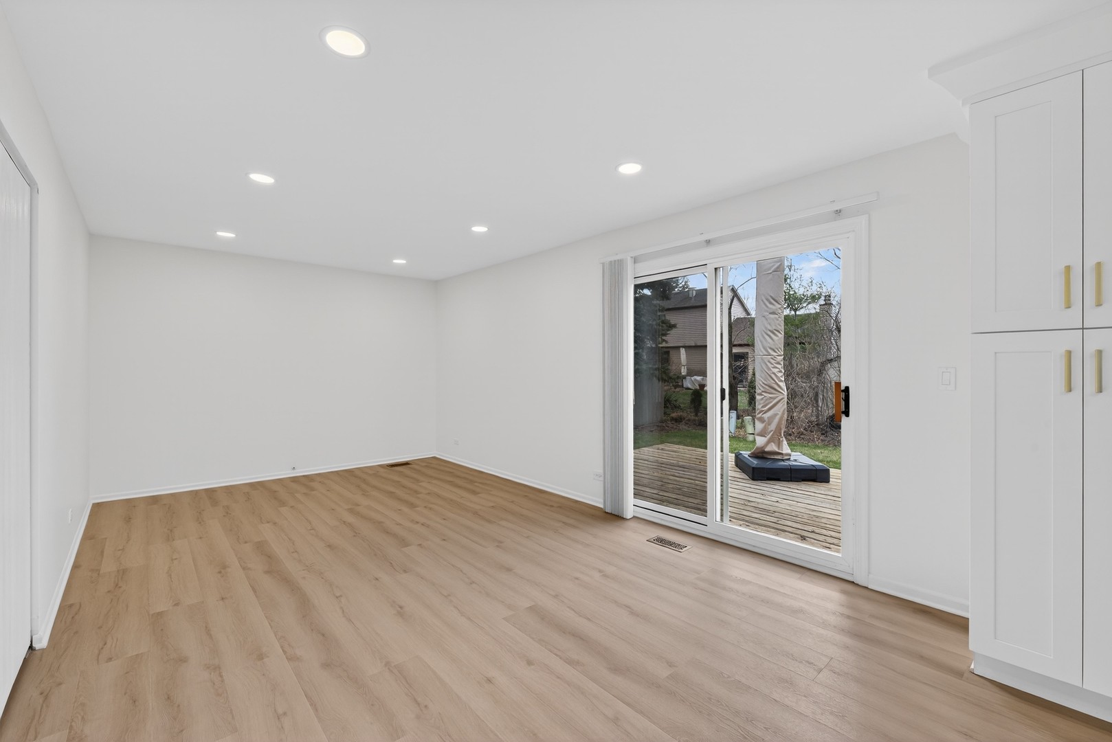 2301 Providence Court, Naperville, IL 60565