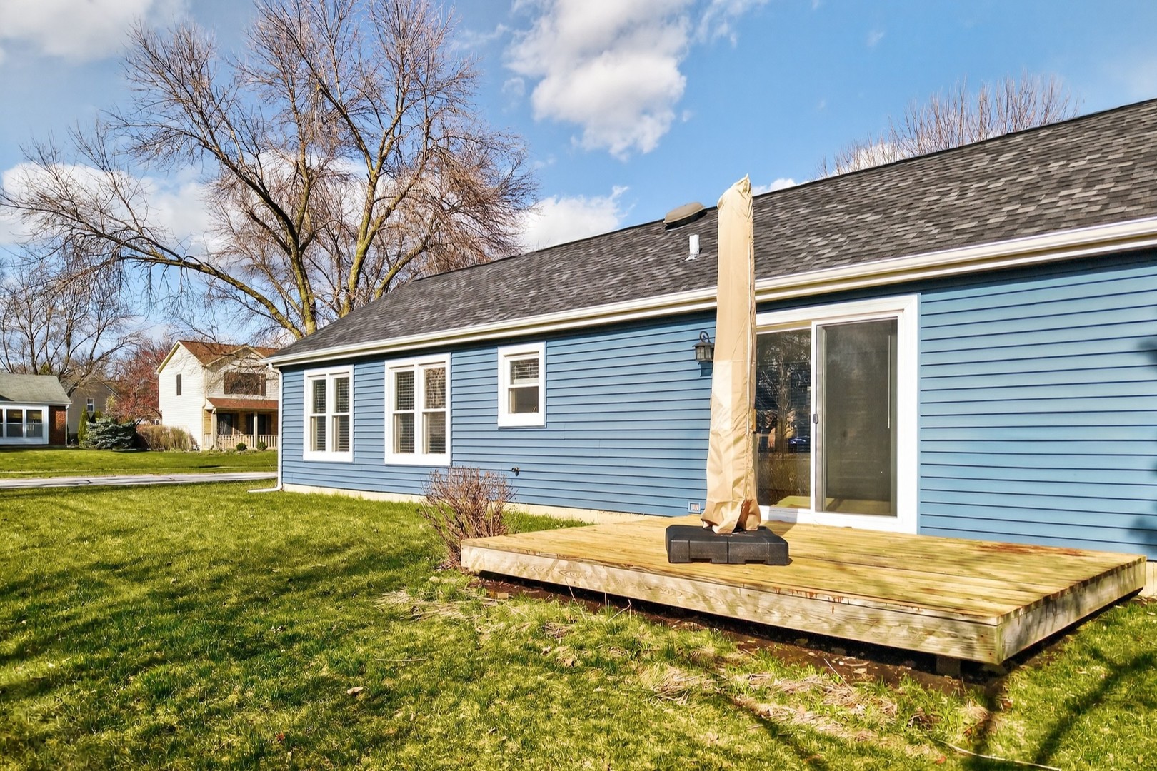 2301 Providence Court, Naperville, IL 60565