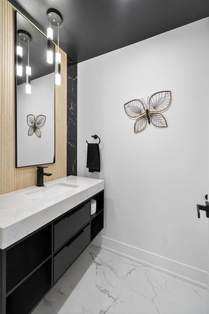 221 Olesen Drive, Naperville, IL 60540