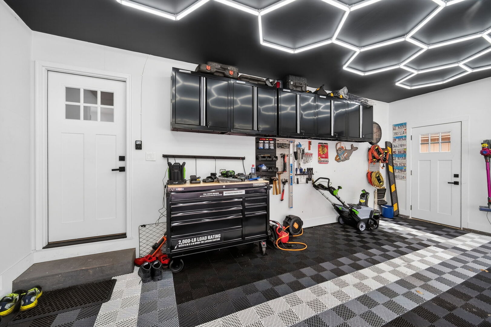 221 Olesen Drive, Naperville, IL 60540