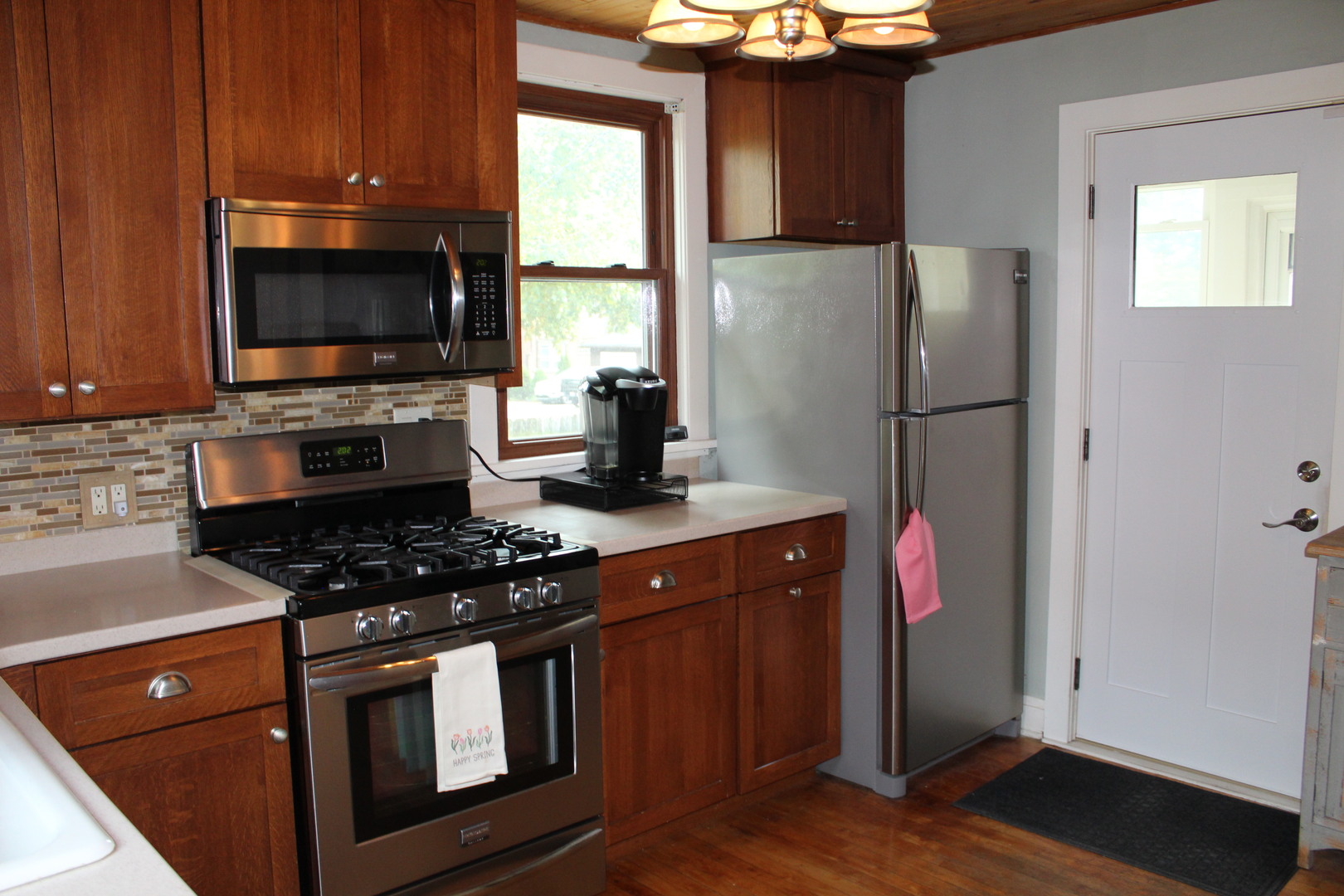 1503 Hickory Street, Waukegan, IL 60085