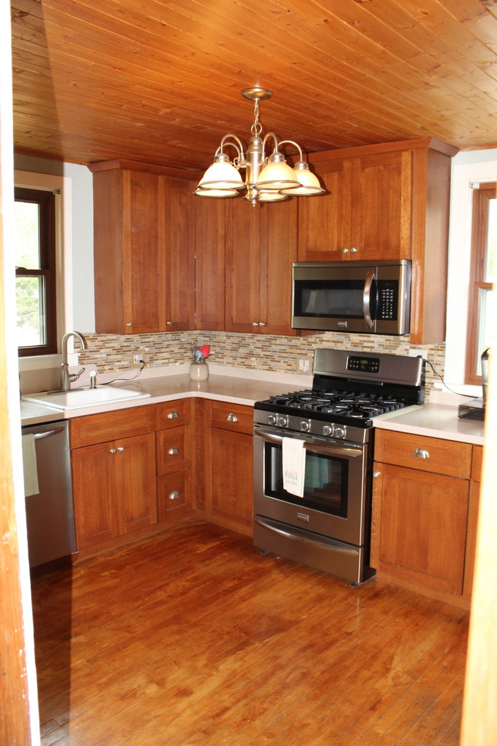 1503 Hickory Street, Waukegan, IL 60085