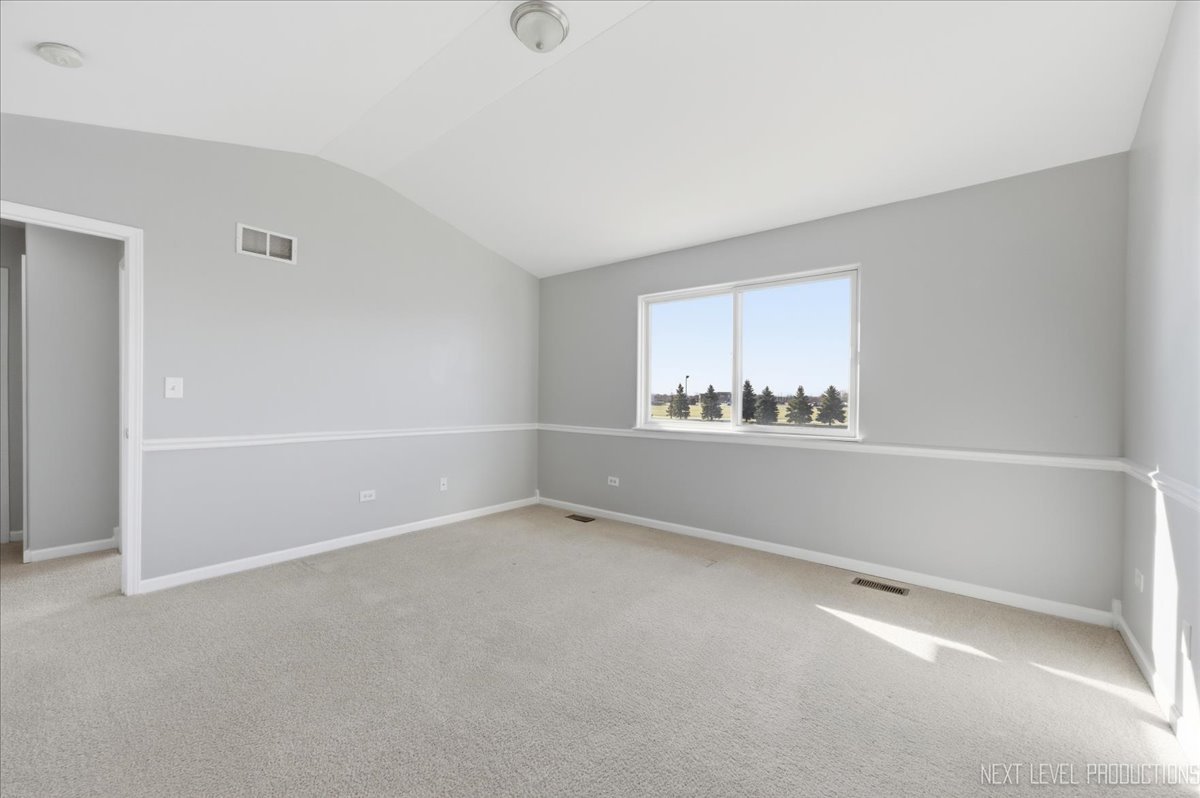 1742 Waters Edge Drive #1742, Minooka, IL 60447