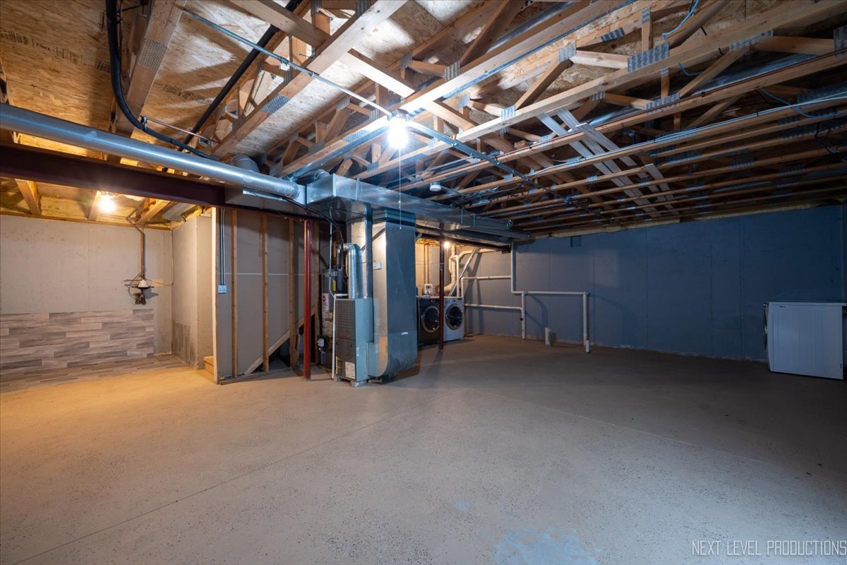 1742 Waters Edge Drive #1742, Minooka, IL 60447