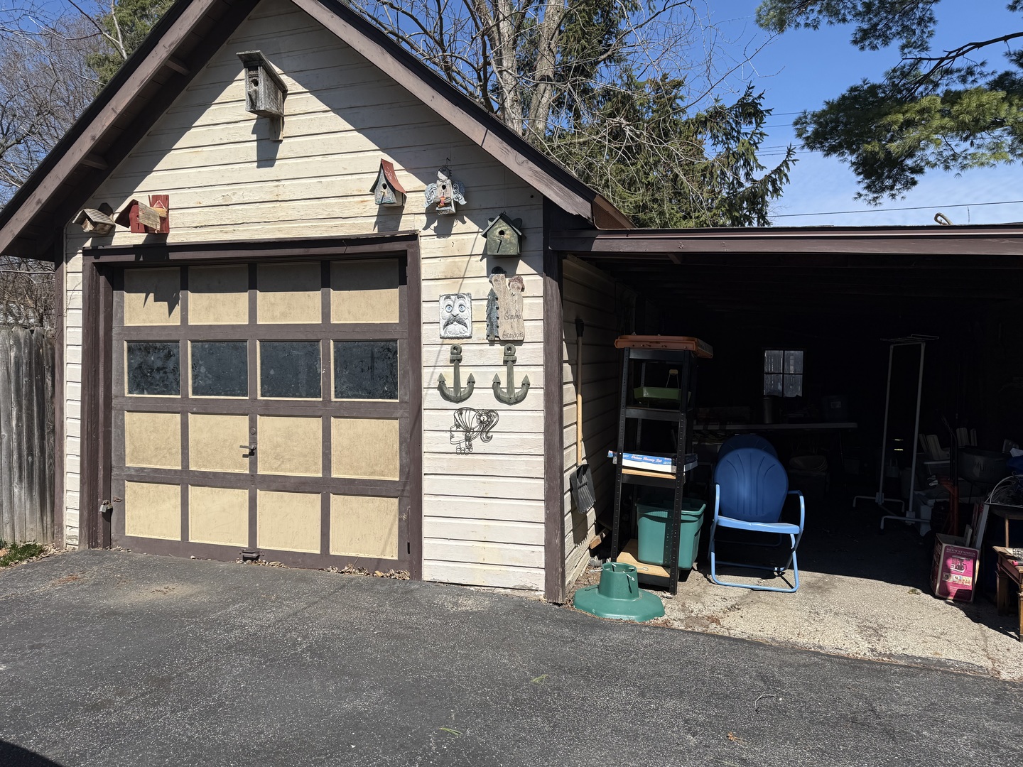 919 W Galena Boulevard, Aurora, IL 60506