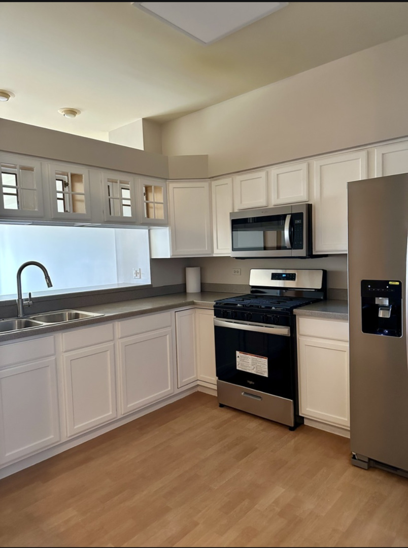 709 Blossom Court #709, Naperville, IL 60540