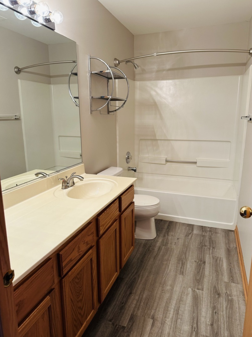 709 Blossom Court #709, Naperville, IL 60540