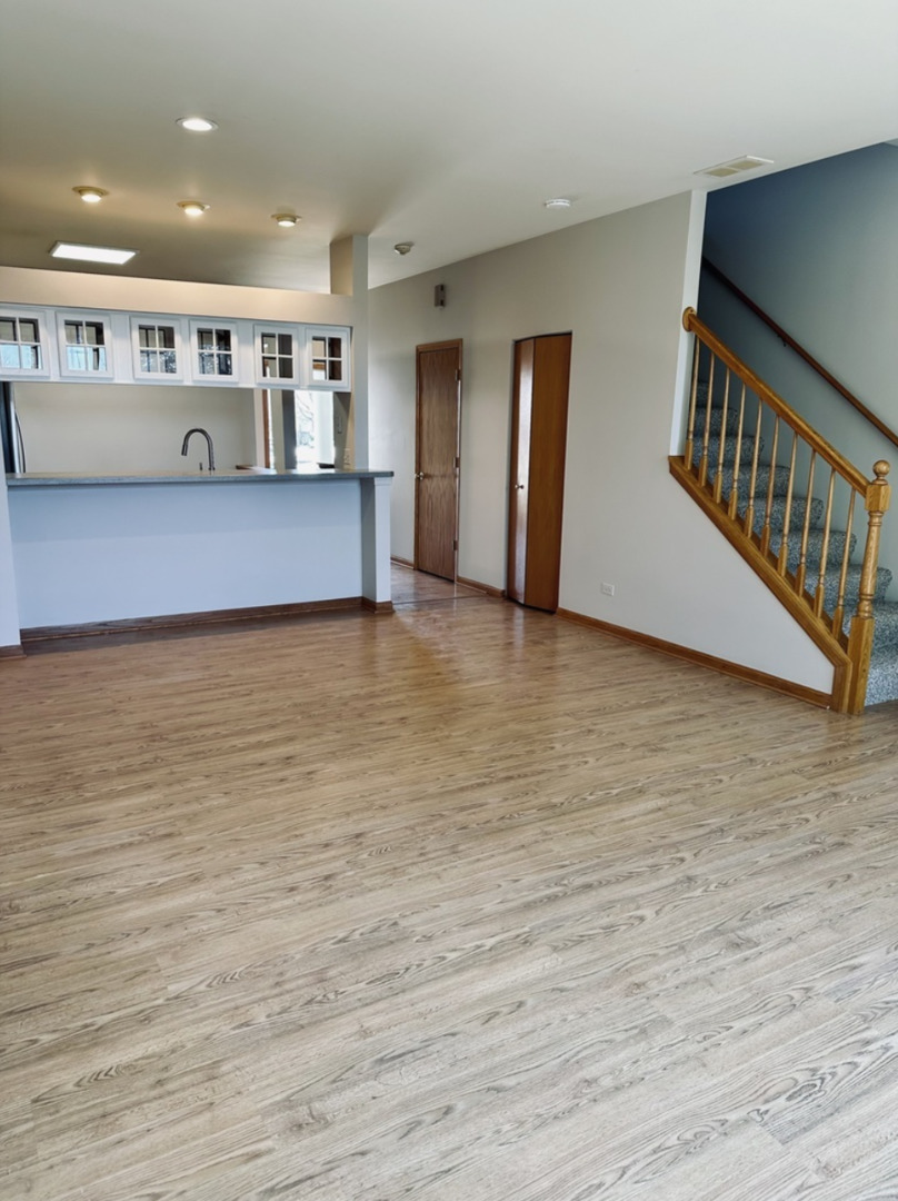 709 Blossom Court #709, Naperville, IL 60540