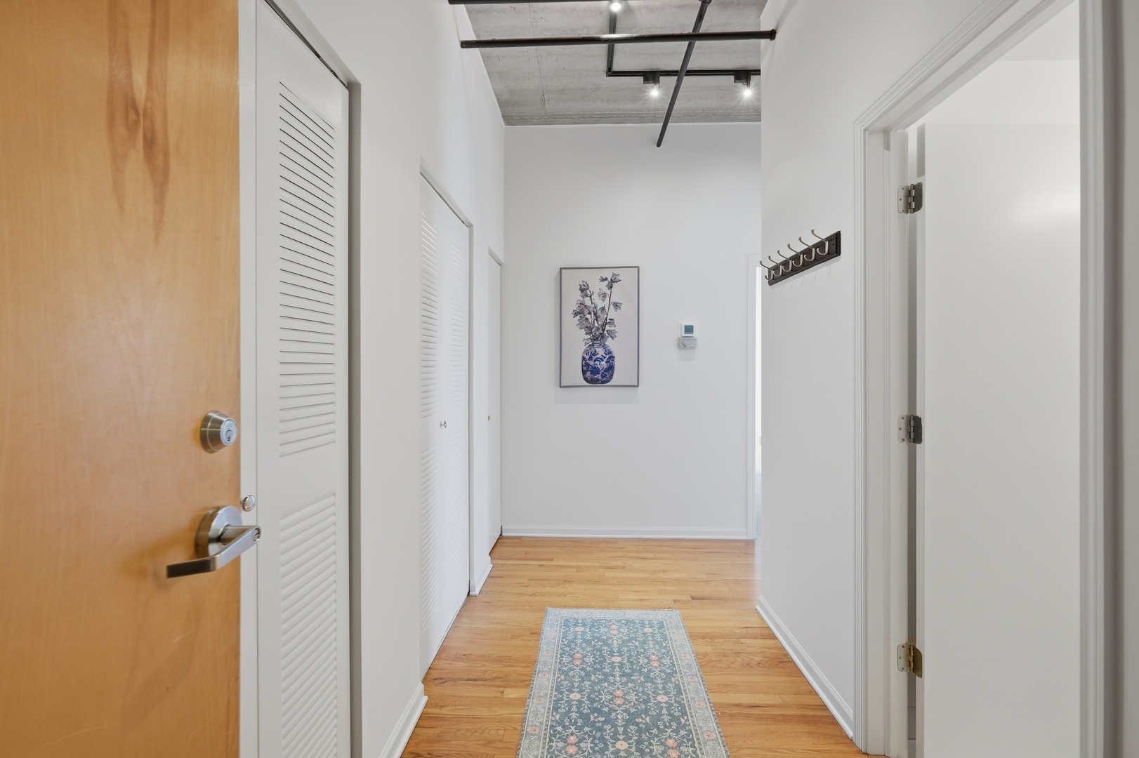 1735 W Diversey Parkway #409, Chicago, IL 60614