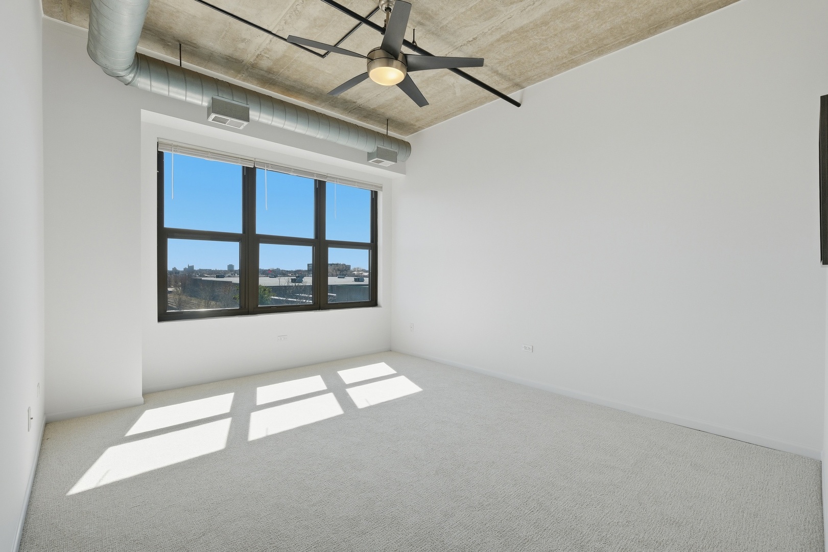 1735 W Diversey Parkway #409, Chicago, IL 60614