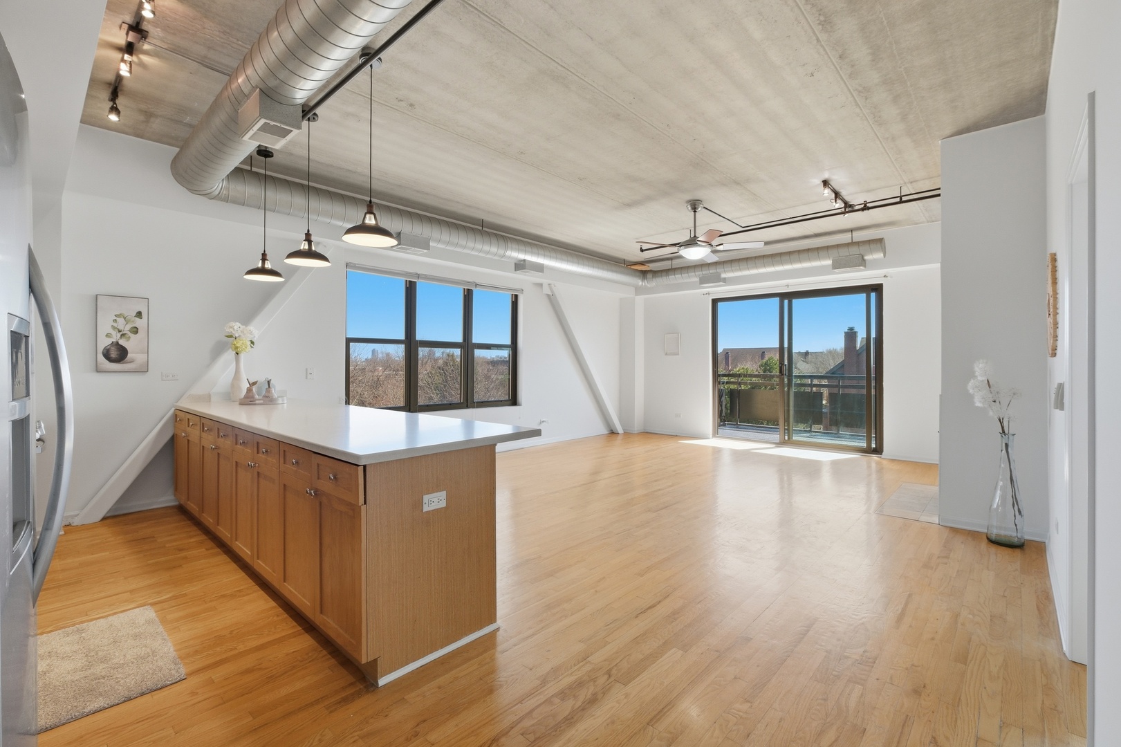 1735 W Diversey Parkway #409, Chicago, IL 60614