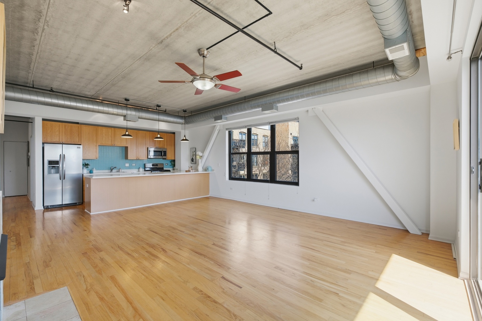 1735 W Diversey Parkway #409, Chicago, IL 60614