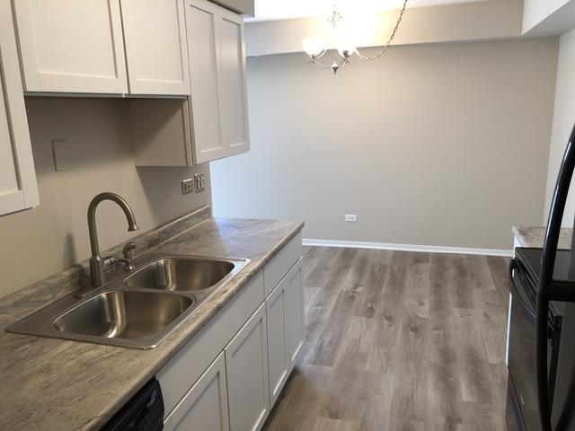 905 CASEY Court #6, Schaumburg, IL 60173