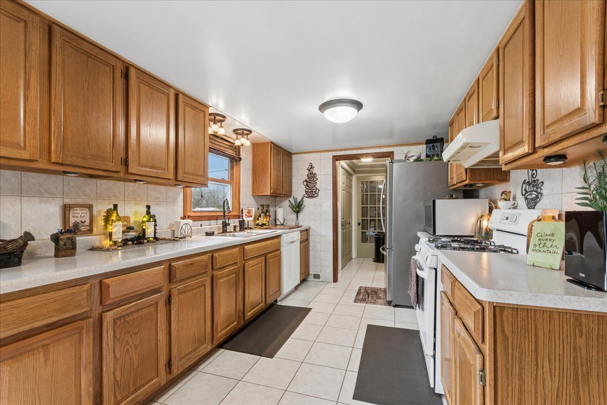 19216 John Kirkham Drive, Romeoville, IL 60446