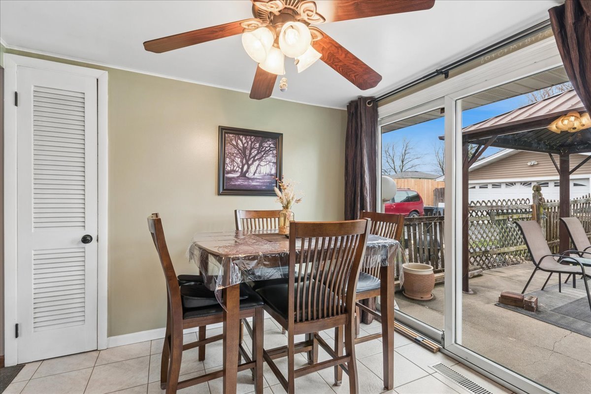 19216 John Kirkham Drive, Romeoville, IL 60446