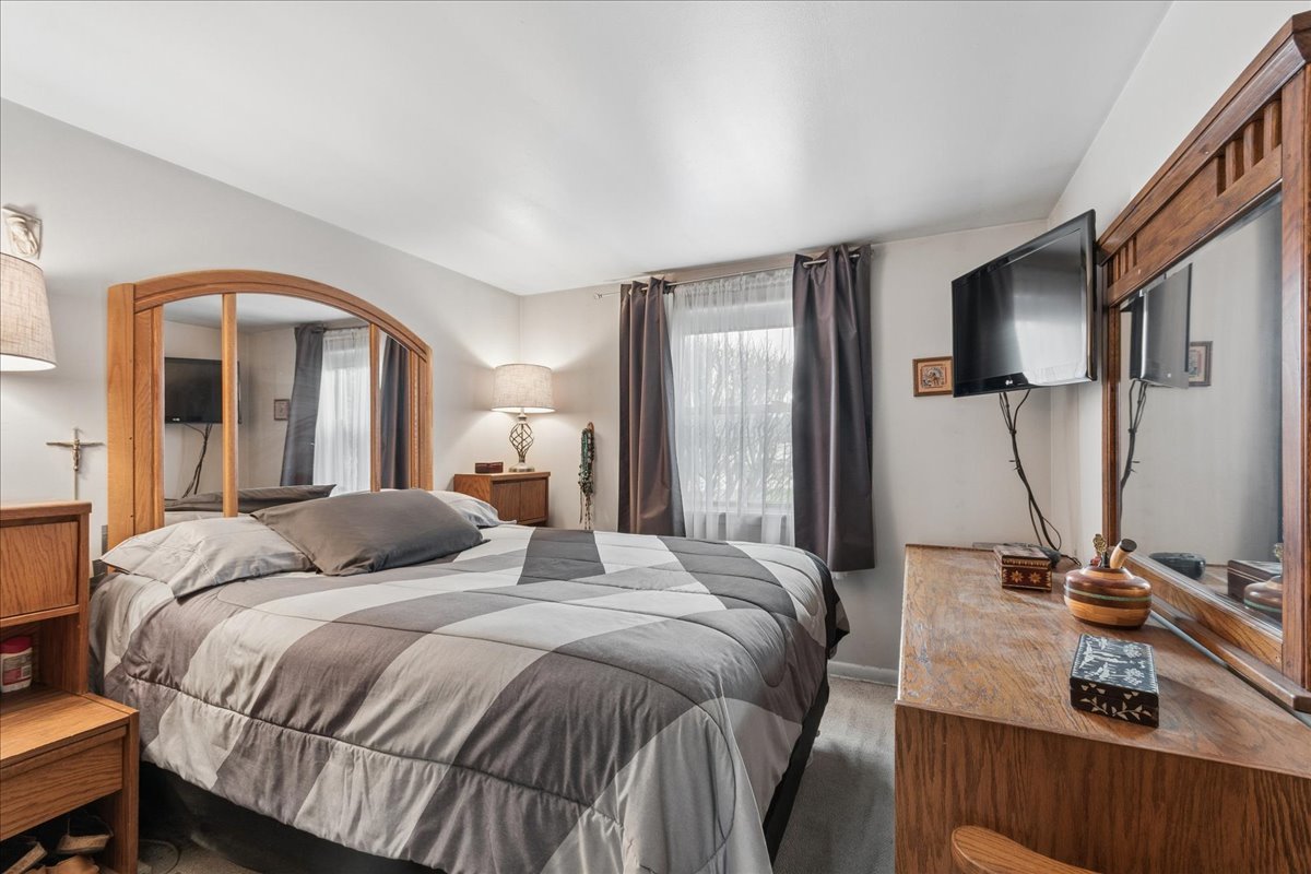 19216 John Kirkham Drive, Romeoville, IL 60446