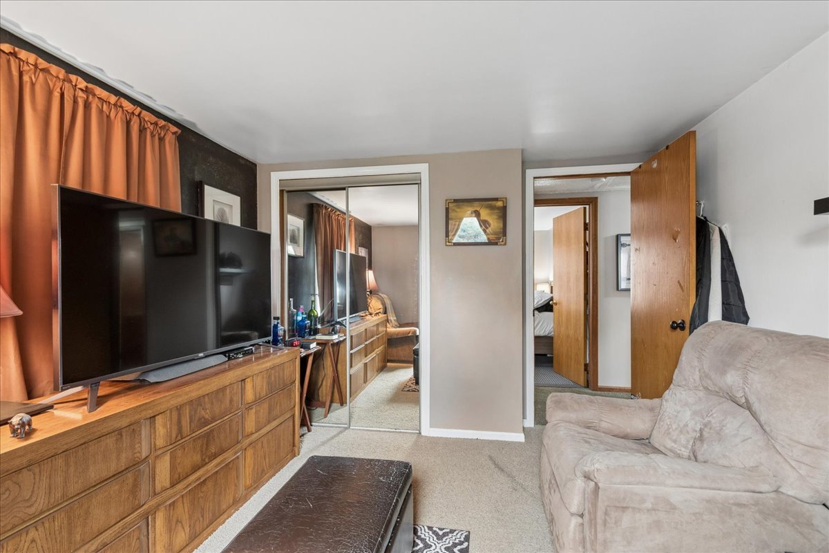 19216 John Kirkham Drive, Romeoville, IL 60446