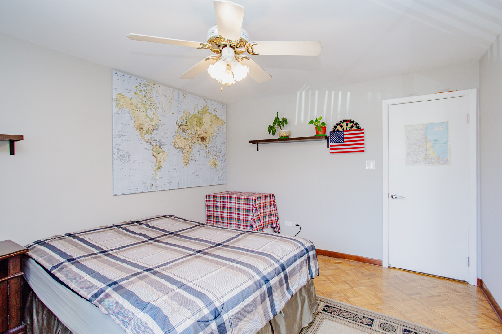 Des Plaines, IL 60016