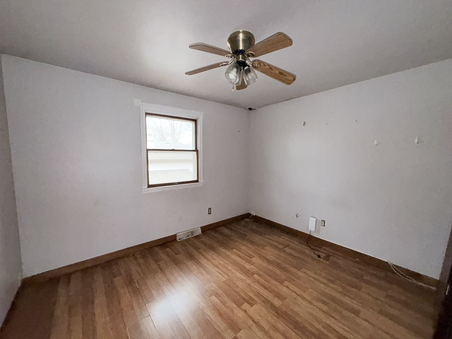 516 Ca Crest Drive, Shorewood, IL 60404