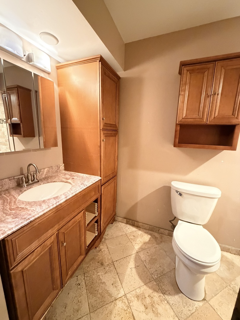 516 Ca Crest Drive, Shorewood, IL 60404