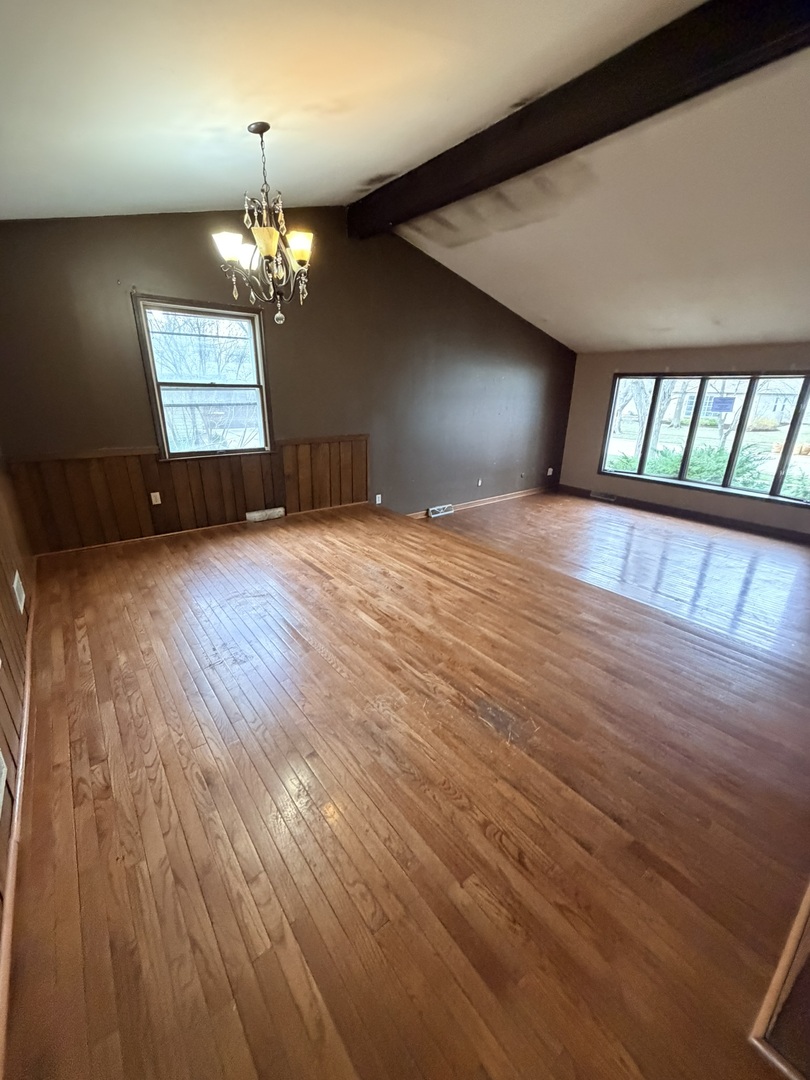 516 Ca Crest Drive, Shorewood, IL 60404